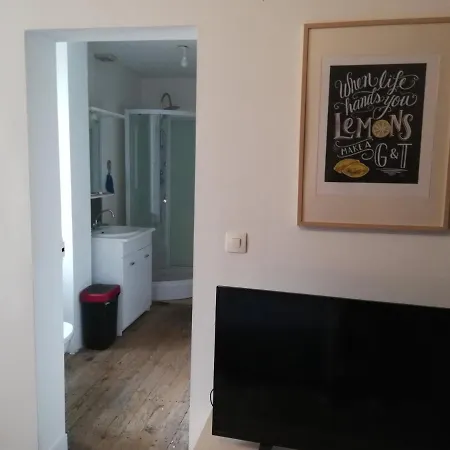 La Cabane Angouleme * אנגולם